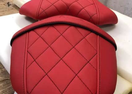 претапициране на седалка на мотор